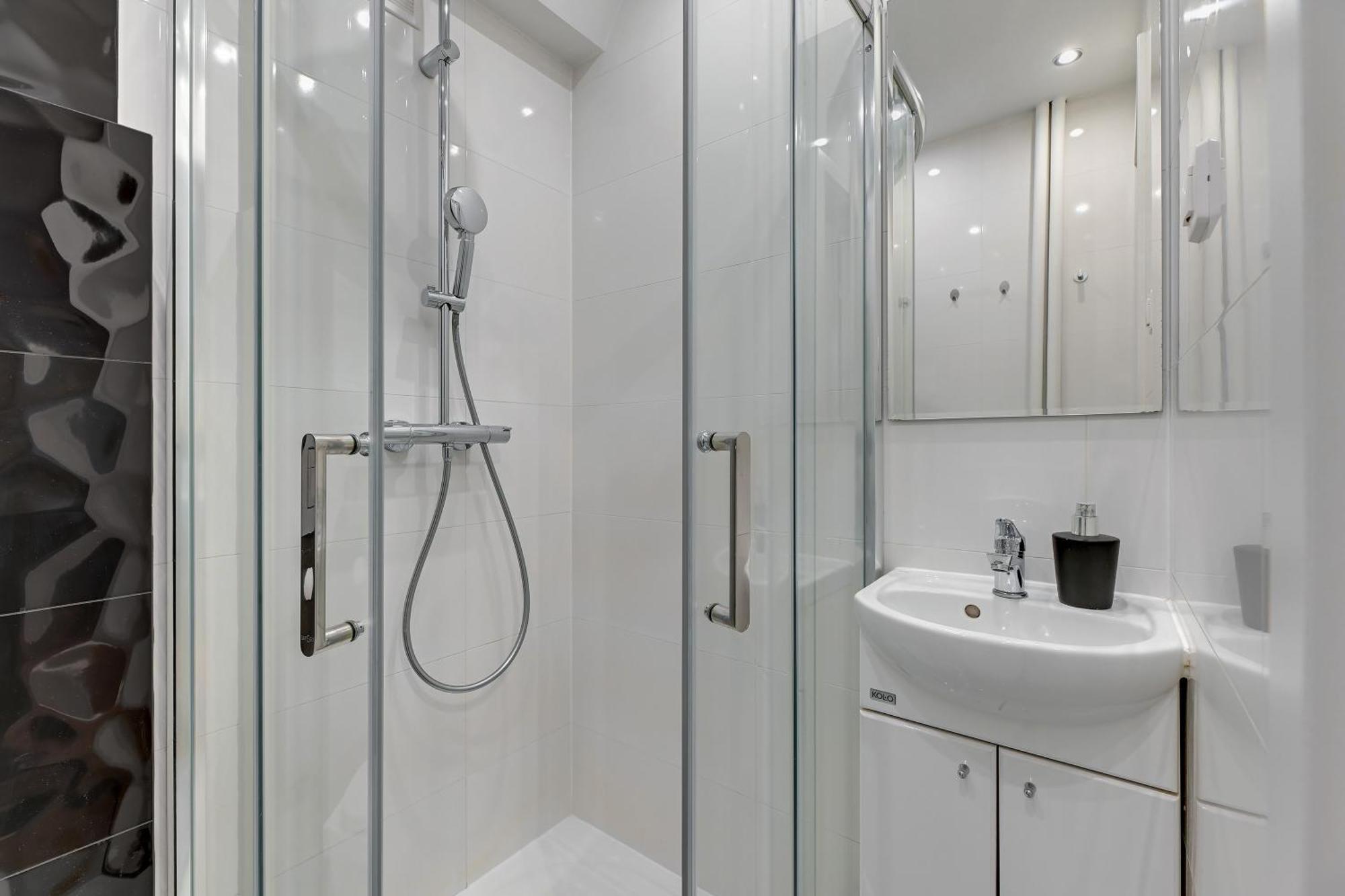 Motlawa Bulvar Residence Z Widokiem Na Rzeke Motlawa By Downtown Apartments Gdansk Exterior photo